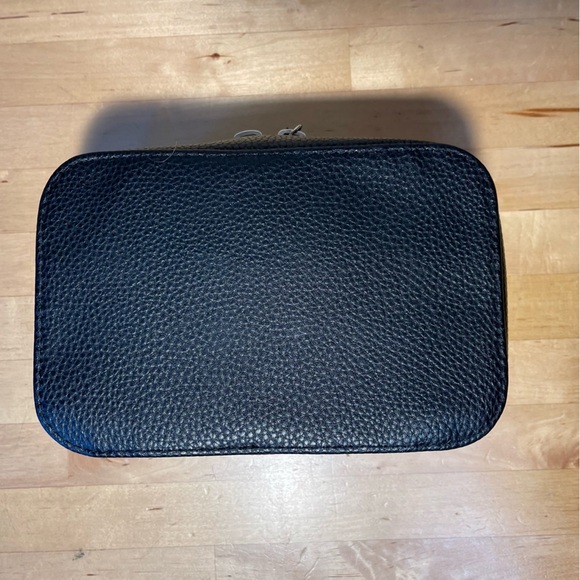 Trish McEvoy Makeup Planner - Picture 2 of 12